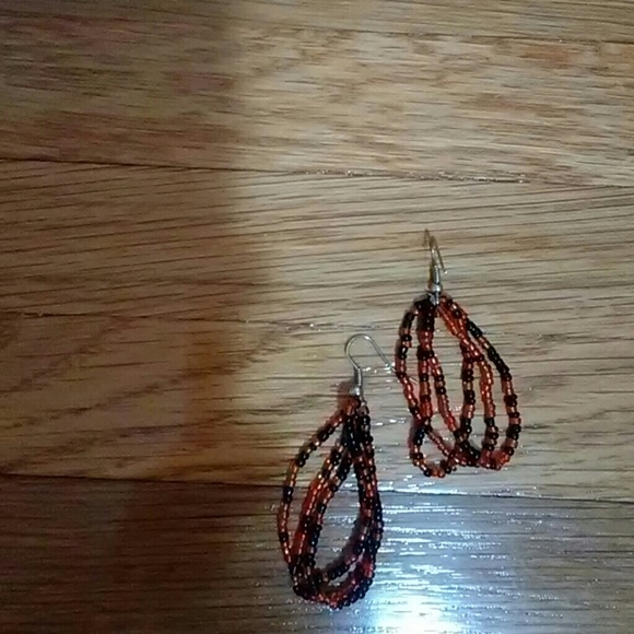 Orange & Black Beaded Necklace &  Earring Set - Picture 4 of 4